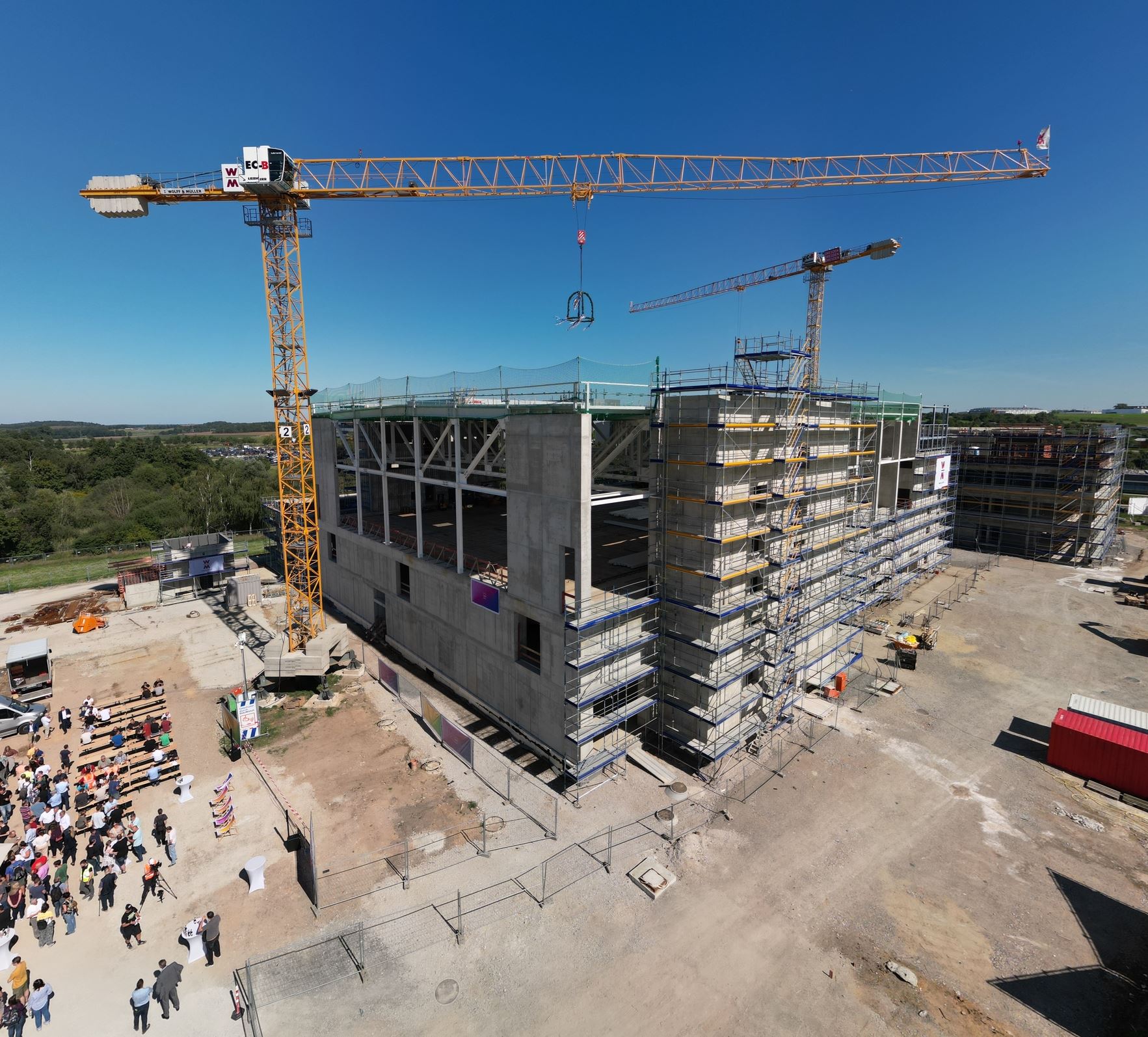 Baustelle der Hightech-Fab in Dresden aus der Vogelperspektive
