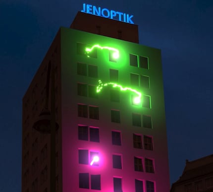 Lichtshow mit Videomapping am Jenoptik-Hochhaus