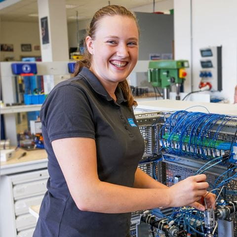 Ausbildung Mechatronik bei Jenoptik