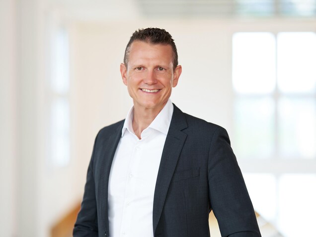 Porträt von Dr. Dominic Dorfner