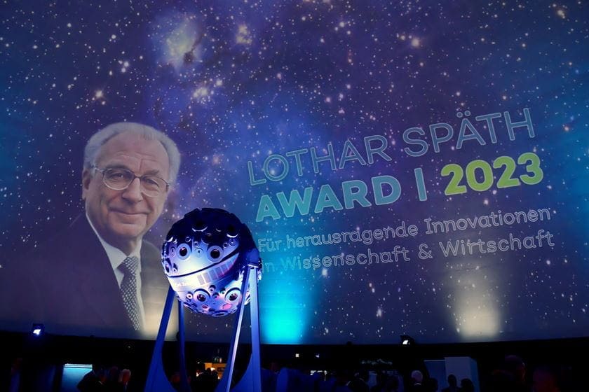 Projektion im Jenaer Planetarium zum Lothar-Späth-Award 2023