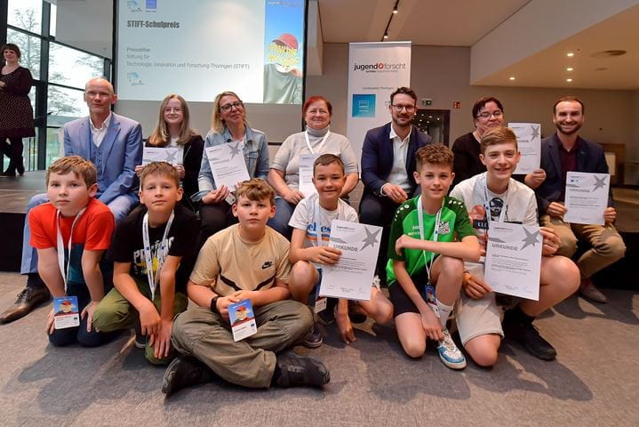 Gruppenfoto der Besten von "Schüler experimentieren"