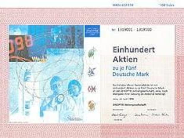 Einhundert Aktien zu je Fünf Deutsche Mark