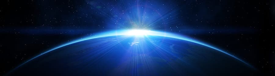 Photonik und Licht Zusammenspiel als Planet Erde mit Sonnenaufgang im Weltraum